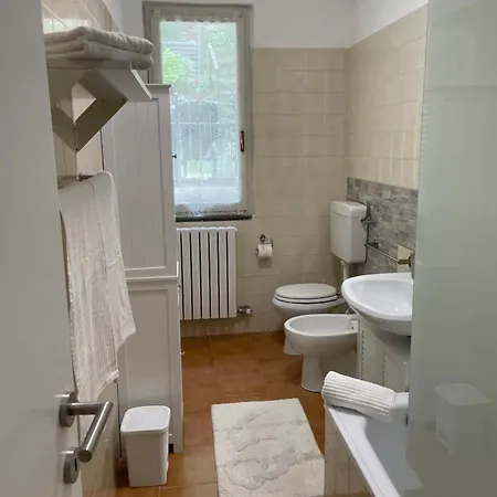 Casa Ambra, 50m Vom Comer See, 2 Private Parkplaetze * טרמצו