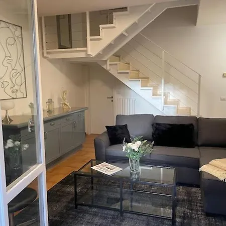 בית נופש Casa Ambra, 50m Vom Comer See, 2 Private Parkplaetze