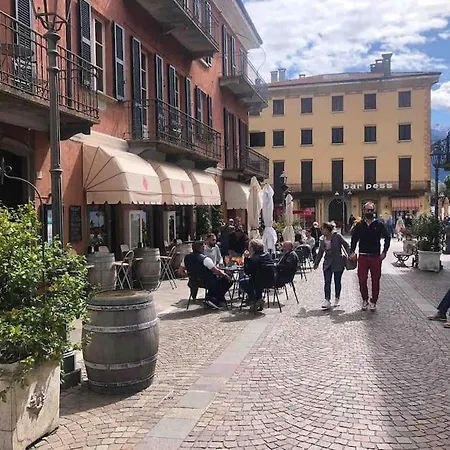 Vakantiehuis Casa Ambra, 50m Vom Comer See, 2 Private Parkplaetze *
